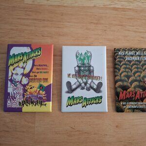 3x 1990s Vintage Pinback Buttons Pins MARS ATTACKS